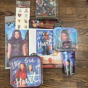 Disney Descendants Party Set - Blue and Purple